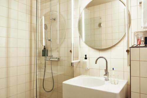 Ένα μπάνιο στο Scandic Go, Grensen 20