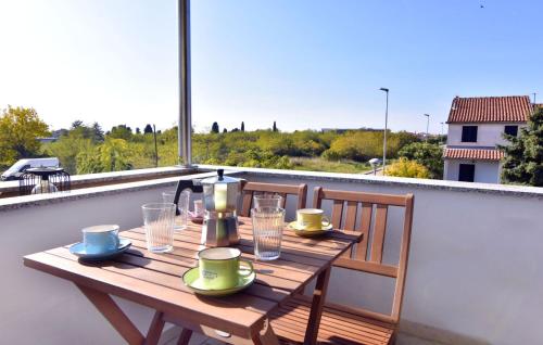 Quiet holiday apartment with balcony