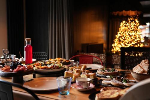 Φαγητό σε αυτό το ξενοδοχείο ή κάπου εκεί κοντά