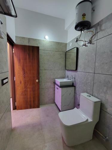 Ένα μπάνιο στο Heritage House Kasauli Hills