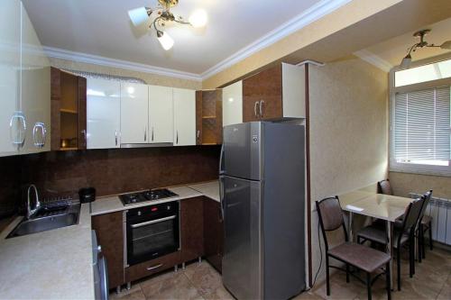 City Center Large and Comfortable 3 Bedroom, next to Northern Avenue