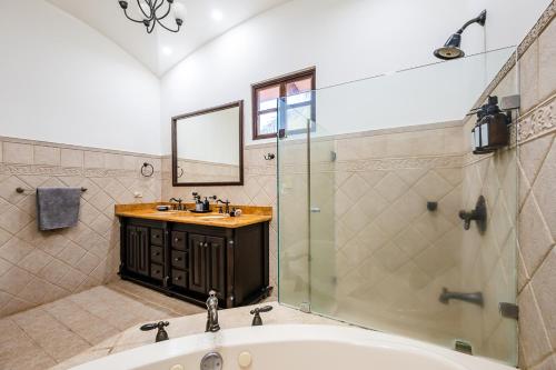 Koupelna v ubytování Dream House in prestigious Hacienda Pinilla