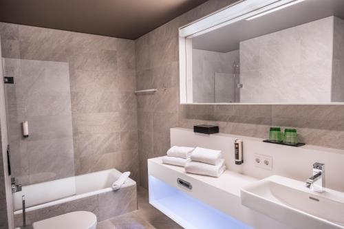 Ένα μπάνιο στο ADLERS Hotel Innsbruck