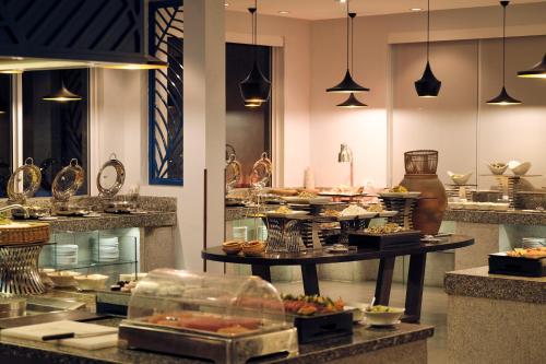 Jídlo v rezortu nebo okolí