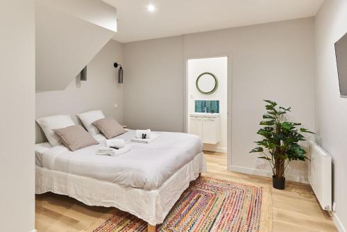 Charming Apartment Center of Paris by Studio Prestige