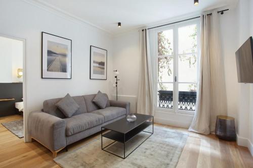Apartment Palais Royal by Studio prestige