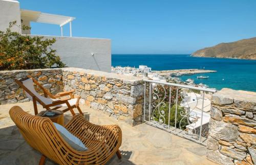 Ormos Seaside Villas, by Amorgos Holiday Homes
