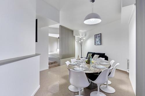 Apartment Père Lachaise by Studio prestige