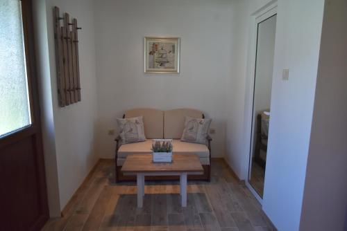 Φωτογραφία από το άλμπουμ του Guest house Zlateya σε Madara