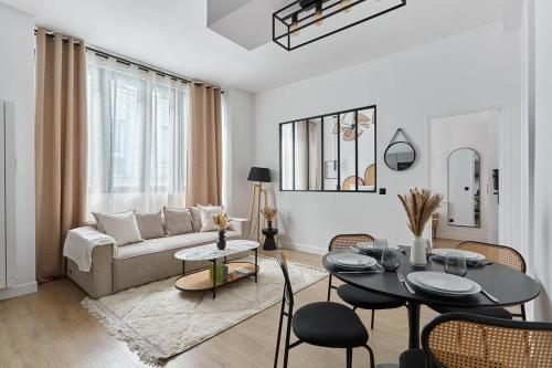 Apartment Center of Paris Bastille by Studioprestige