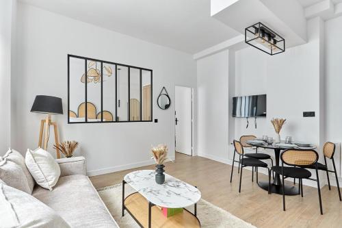 Apartment Center of Paris Bastille by Studioprestige