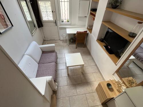 Lovely little duplex house