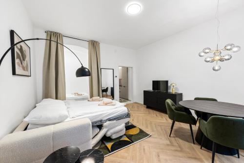 Luxury Westbahnhof Suites Vienna by FLEXIFLATS