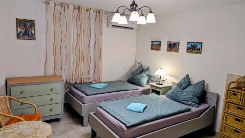 Ένα ή περισσότερα κρεβάτια σε δωμάτιο στο Casa Emilia