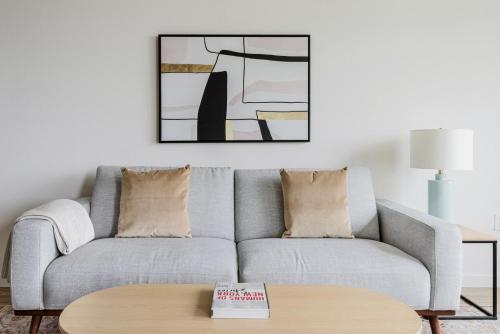 Φωτογραφία από το άλμπουμ του Blueground Milpitas pool nr Great Mall SFO-2072 σε Milpitas