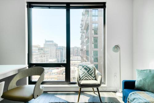 Фотография из галереи Blueground Hunter Mill District pool nr Lake Anne WDC-844 в городе Рестон