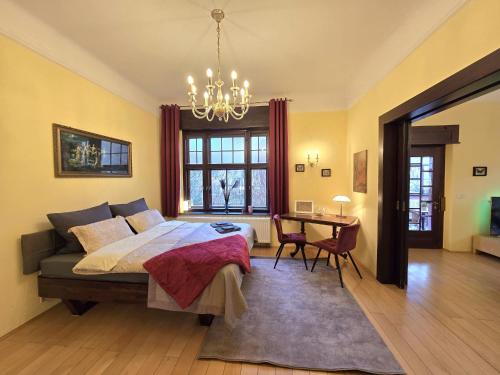 Ένα ή περισσότερα κρεβάτια σε δωμάτιο στο Ferienwohnung im Musikerviertel