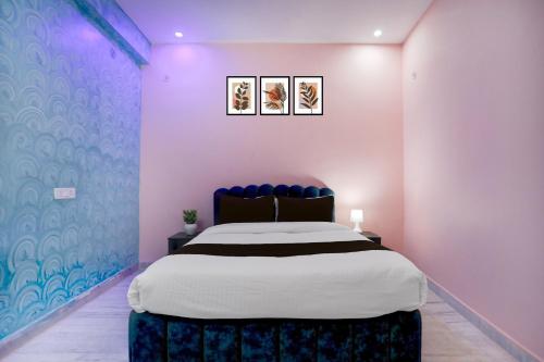 Ένα ή περισσότερα κρεβάτια σε δωμάτιο στο Hotel O TOYBOX