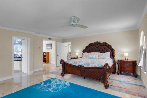 Giường trong phòng chung tại Tequila Sunrise