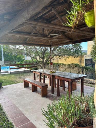 Bazén v ubytování Cabañas EzeNic nebo v jeho okolí