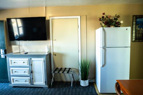 Η κουζίνα ή μικρή κουζίνα στο Yellowstone Motel