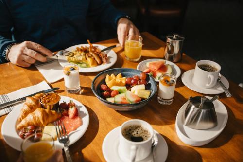 Mad i chaletet eller i nærheden
