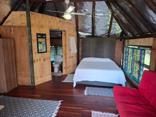 Ένα ή περισσότερα κρεβάτια σε δωμάτιο στο KwaMarianne - Garden of Eden