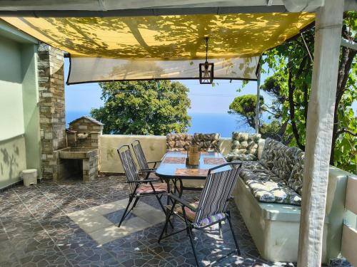 Φωτογραφία από το άλμπουμ του HoMe on the mountain στο Μούρεσι