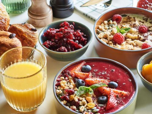 Φαγητό σε αυτό το ξενοδοχείο ή κάπου εκεί κοντά