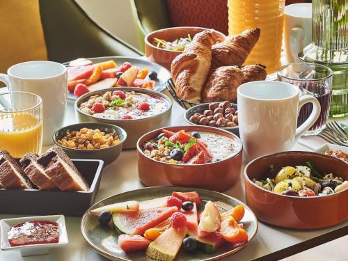 Φαγητό σε αυτό το ξενοδοχείο ή κάπου εκεί κοντά