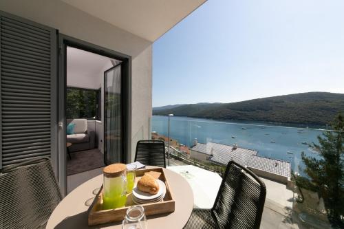 Premium apartment Kanat 3 with beautiful sea view