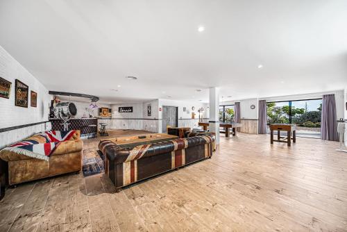 Wellness Villa - Heated Pool, Home Gym & Games Room