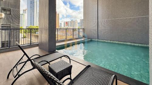 Hồ bơi trong/gần SOlaz Smart Living Manaira Genius Flats