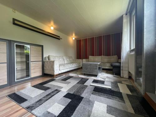 Et opholdsområde på Wiesbaden Mainz kleines Haus mit Garten Grill