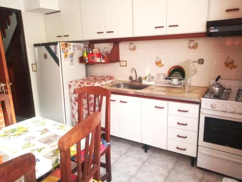 Η κουζίνα ή μικρή κουζίνα στο El Remanso centrico