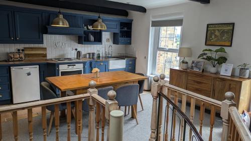 Kuchyň nebo kuchyňský kout v ubytování The Owlery Alnwick