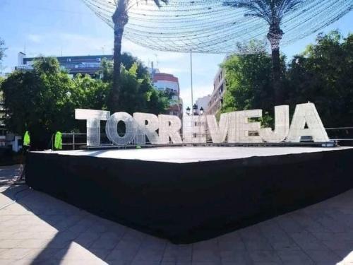 Family-friendly apartment with pool in the heart of Torrevieja