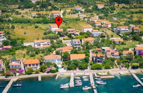 Seaside holiday house Barbat, Rab - 25029