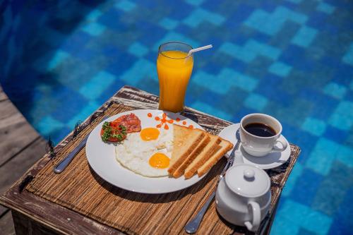 Επιλογές πρωινού για τους επισκέπτες του D'Gume Villas Lembongan