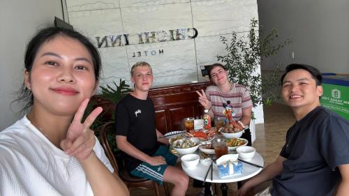 Επισκέπτες που μένουν στο Chichi Inn Hotel CoTo