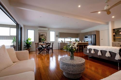 Χώρος καθιστικού στο The Emerald Bower