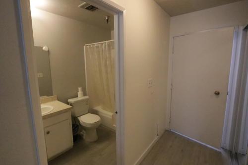 Gallery image of 3 beds Apart in Beverly Hills in Los Angeles