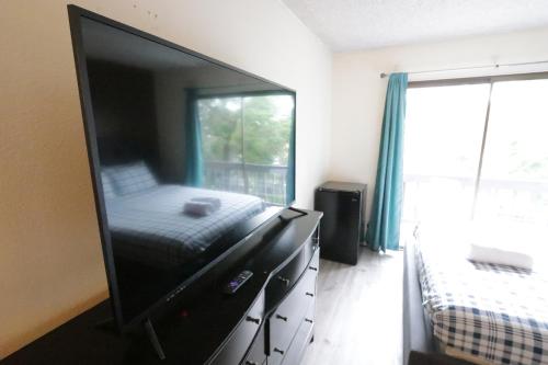 Gallery image of Beautiful 2 Queed Beds Apart in BH in Los Angeles