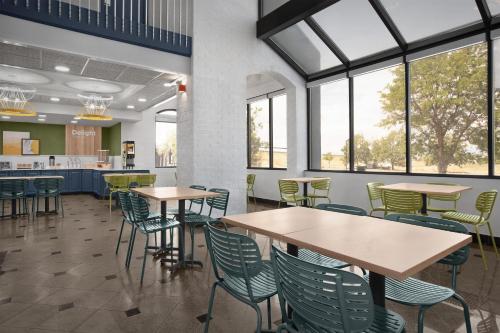 Restaurace v ubytování Spark by Hilton Denver East I 70