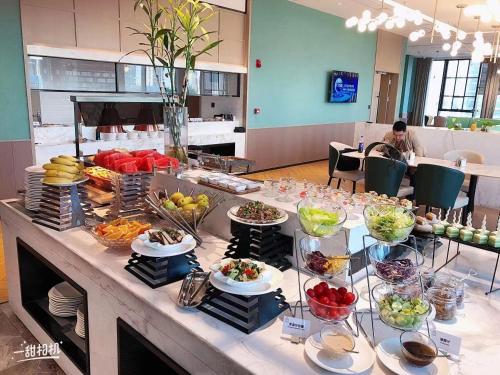 Jídlo v hotelu nebo okolí