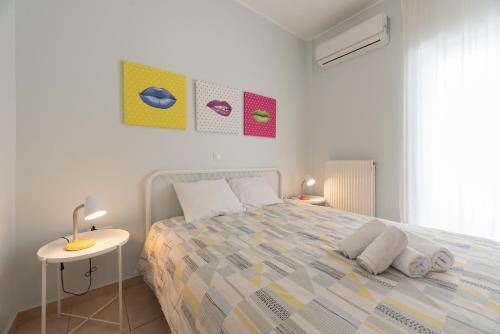 C5 3rd floor balcony view 1bdr flat 850m Metro Evangelismos 150m EKPA University Campus 100m Bus Stop to Acropolis