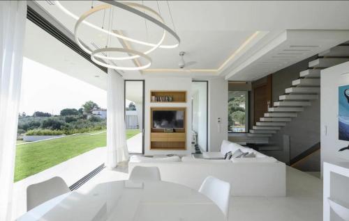 Maraviglia Ethereon Villa by RentalsPro - Kastri Halkidiki
