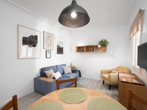 Cosy Sants Apartment