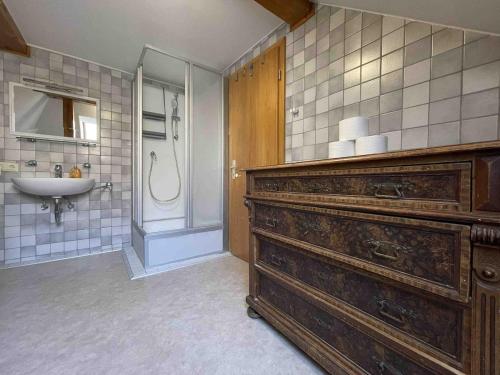 Ένα μπάνιο στο SAD263 praktische Monteurwohnung