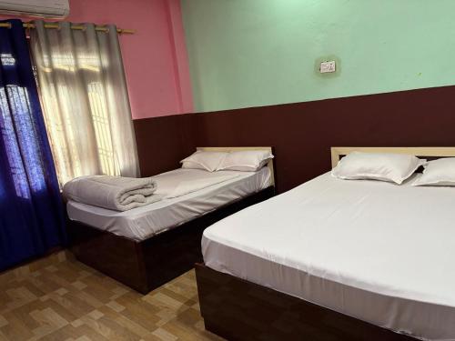Кровать или кровати в номере Hotel De Bramha